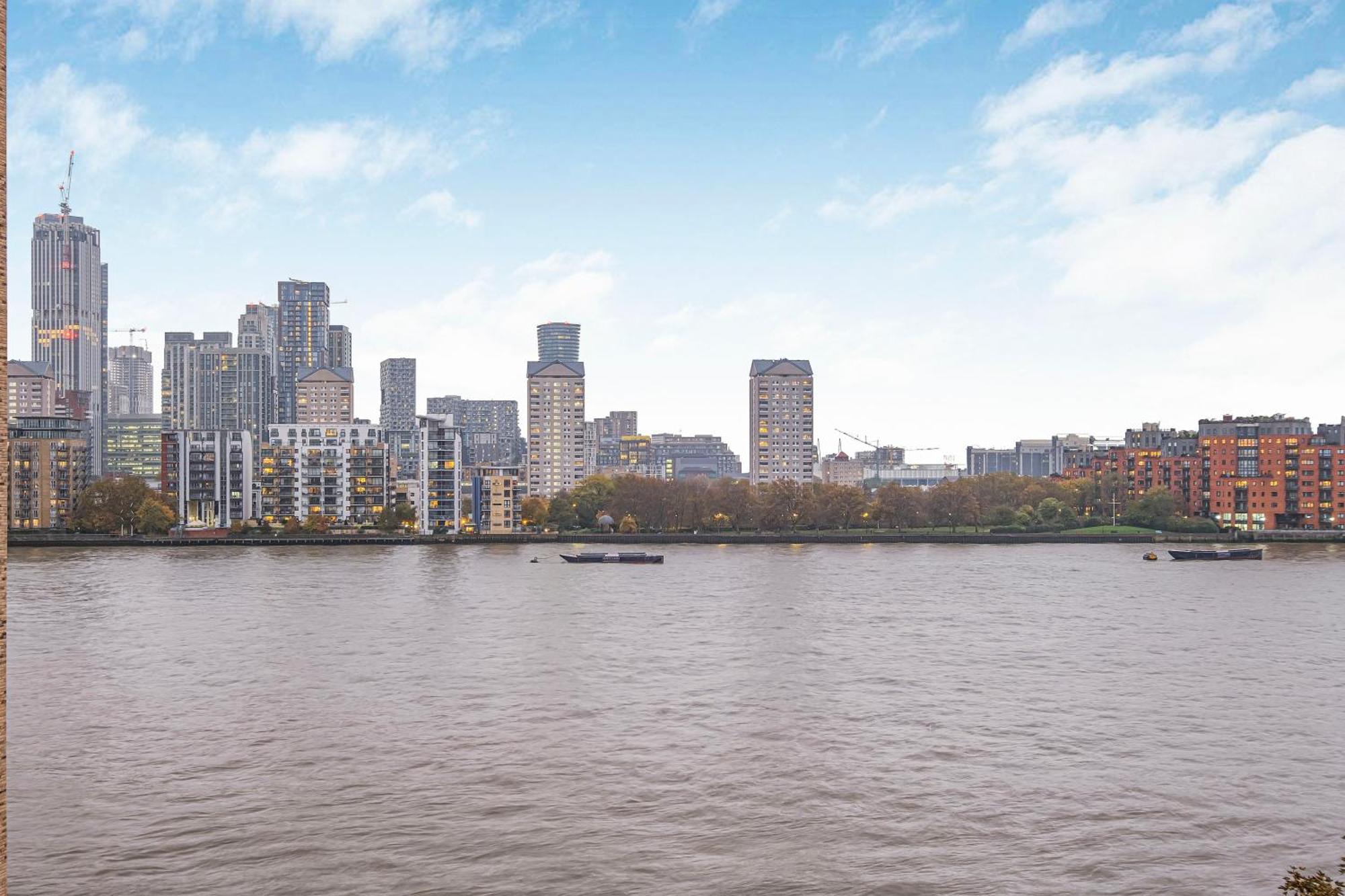 Riverside 3Br With Easy Transport 20Mins To City Centre Londra Esterno foto