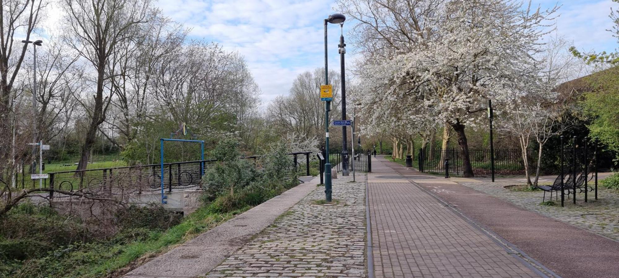 Riverside 3Br With Easy Transport 20Mins To City Centre Londra Esterno foto