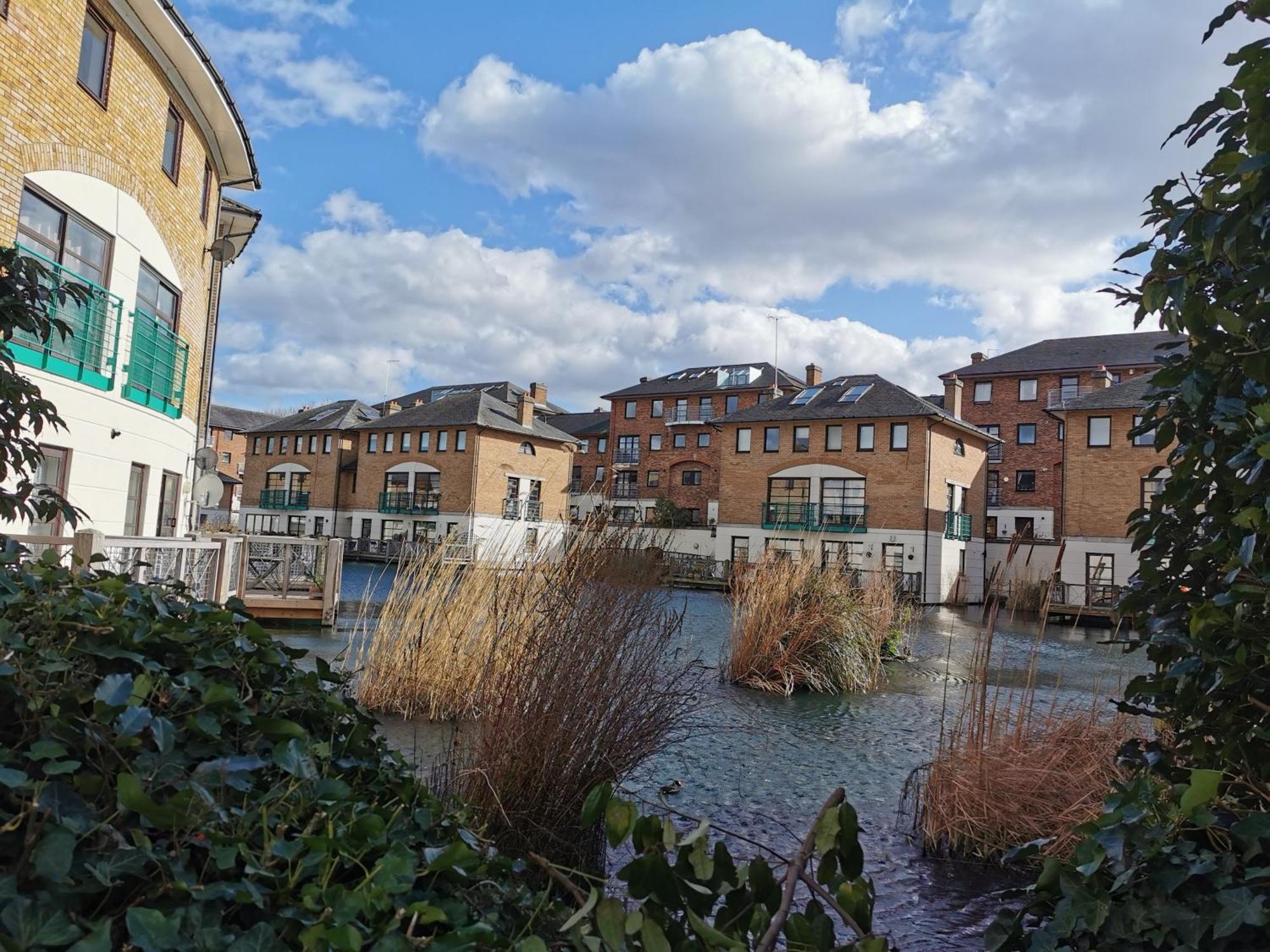 Riverside 3Br With Easy Transport 20Mins To City Centre Londra Esterno foto