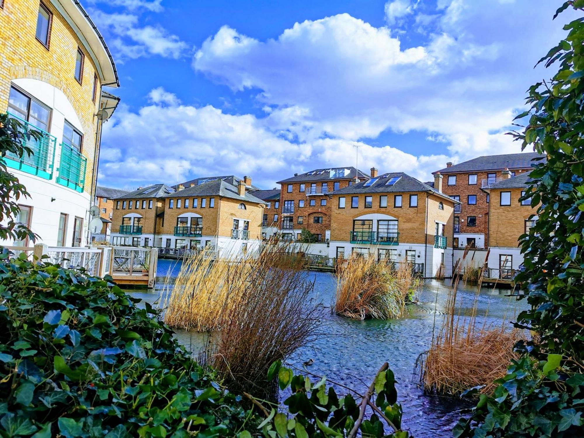 Riverside 3Br With Easy Transport 20Mins To City Centre Londra Esterno foto
